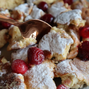 Eiwitrijke kaiserschmarrn met cranberry